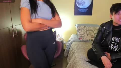 Snapshot of musicayluna chatting on February 15, 6:33 am VALENTINA Luna online show from February 15, 6:33 am