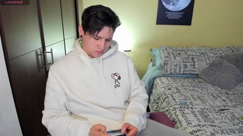 Snapshot of musicayluna chatting on February 3, 10:03 am VALENTINA Luna online show from February 3, 10:03 am