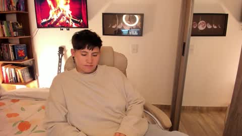 VALENTINA Luna  online show from December 18, 2:40 am