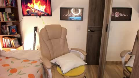 VALENTINA Luna  online show from December 21, 5:36 am