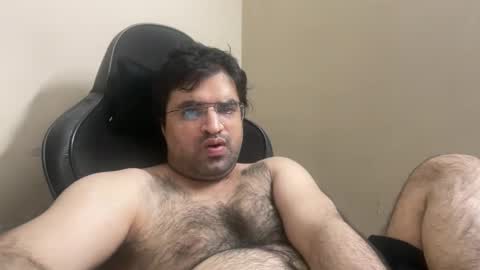 muttley0911 online show from December 3, 10:12 pm