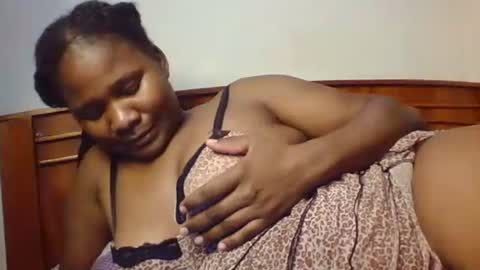 mwekas568403 online show from September 11, 7:37 pm