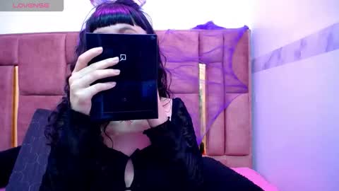 SOFIA online show from October 29, 3:08 am