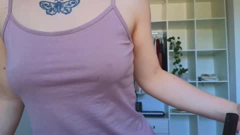 Snapshot of my_mia_ chatting on September 22, 9:13 am  MIA  I will be here Monday Wednesday Thursday Saturday online show from September 22, 9:13 am