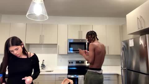 mycreamydreams online show from March 3, 12:37 am