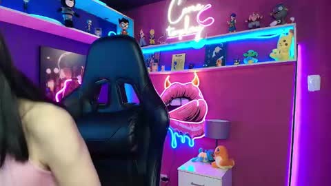 Milly Cute online show from February 25, 4:16 am