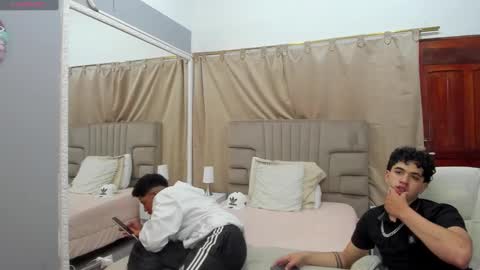 Myers   online show from February 19, 2:33 pm