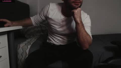 Snapshot of myhairymacho chatting on February 18, 12:48 am Juan  OF  myhairymacho online show from February 18, 12:48 am