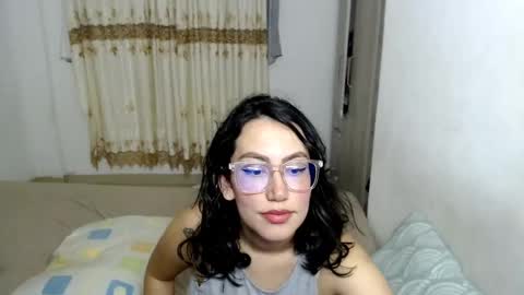 Snapshot of myke_xxx chatting on October 25, 1:06 am mike online show from October 25, 1:06 am