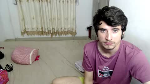 Snapshot of myke_xxx chatting on September 17, 2:04 am mike online show from September 17, 2:04 am