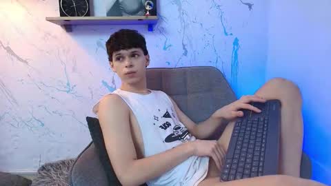 Mykel   online show from November 18, 4:43 pm