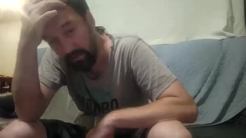 myleshodges online show from March 26, 8:19 am