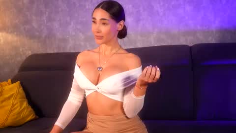 Miryam online show from March 15, 8:07 am