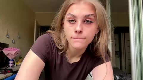 Ele online show from April 14, 6:49 am