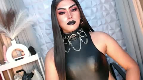 SUPPORT GODDESS TRISHA  AND DONT FORGET TO FOLLOW ME online show from September 18, 6:56 pm