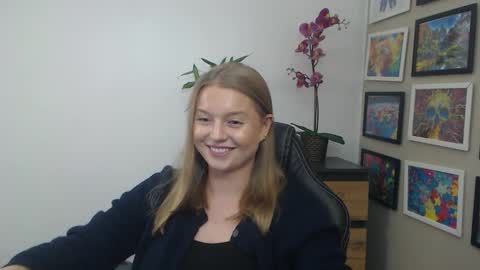 Erica online show from February 9, 12:42 pm