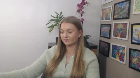 Erica online show from February 17, 5:44 pm