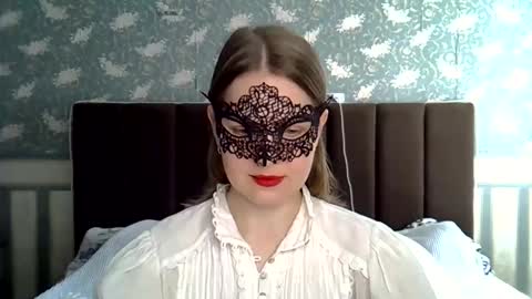mysterylady888 online show from May 24, 12:01 pm