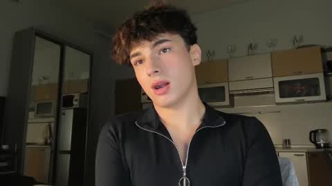 Snapshot of mystic_evan chatting on October 6, 2:13 pm Evan Brown online show from October 6, 2:13 pm