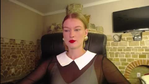 mysticvenus_ online show from September 11, 7:42 am