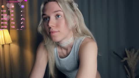 Olivia or just olive online show from November 29, 7:43 pm