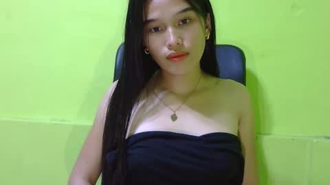 nessa online show from November 18, 3:48 pm