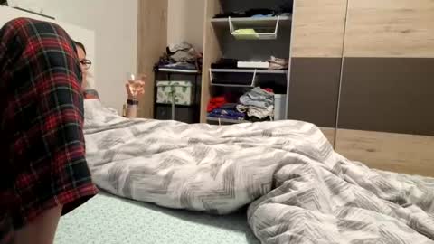 Snapshot of n55em chatting on October 25, 9:04 pm n55emo online show from October 25, 9:04 pm