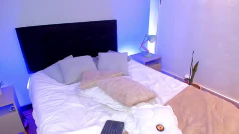 AMY online show from November 20, 9:56 pm