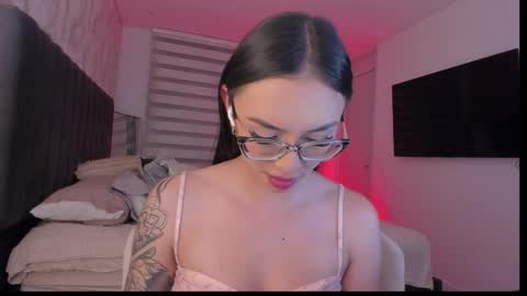 anny online show from April 12, 12:04 am