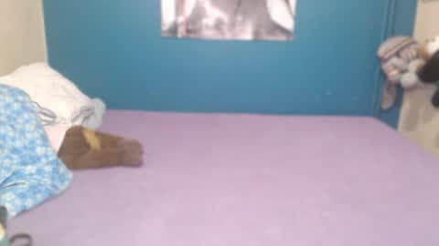 nadinnnea online show from January 8, 7:20 pm