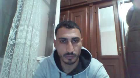 V online show from February 11, 6:22 pm