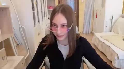 naebina online show from September 24, 6:20 am