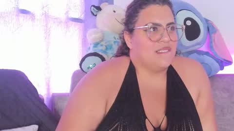 nahiaa233 online show from September 11, 1:34 pm