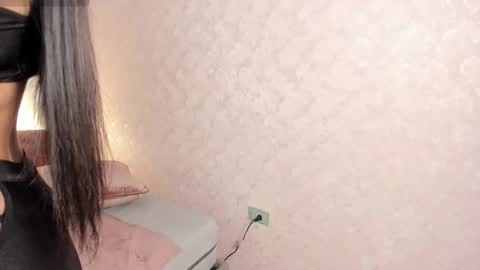 Nahomi online show from November 20, 8:28 pm