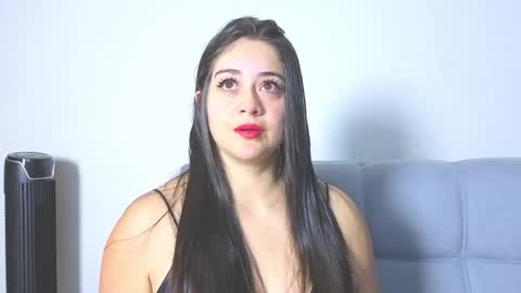 Nahomi  online show from March 30, 10:48 am