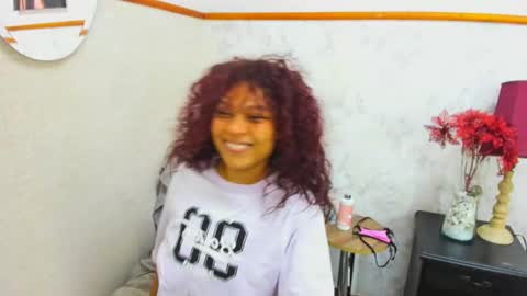 Nahomy online show from November 16, 11:07 pm