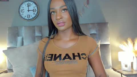 Snapshot of nahomicampbell_ chatting on February 28, 7:35 pm VICTORIA online show from February 28, 7:35 pm