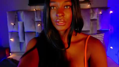 Snapshot of nahomicampbell_ chatting on September 29, 7:35 pm VICTORIA online show from September 29, 7:35 pm