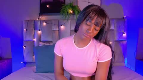 Snapshot of nahomicampbell_ chatting on October 15, 7:47 pm VICTORIA online show from October 15, 7:47 pm