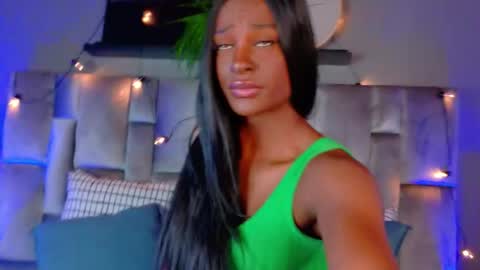 Snapshot of nahomicampbell_ chatting on September 22, 7:51 pm VICTORIA online show from September 22, 7:51 pm