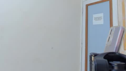 nahommybell online show from April 12, 11:58 am