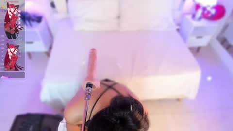 Nahomy Roberts online show from March 5, 12:22 pm