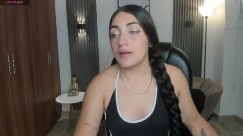 naiah_blue online show from June 19, 6:58 pm