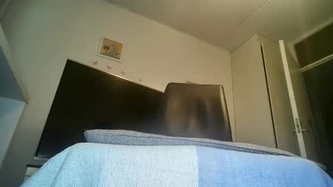 Snapshot of naimando353223 chatting on October 2, 6:34 am naimando353223 online show from October 2, 6:34 am