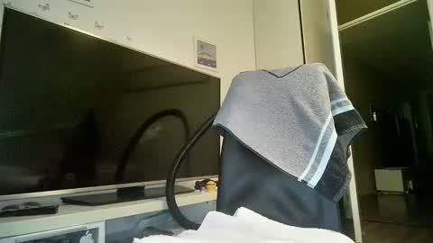 Snapshot of naimando353223 chatting on September 15, 4:14 am naimando353223 online show from September 15, 4:14 am