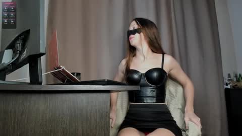 Snapshot of naked_psychologist chatting on October 2, 11:31 am Asy no face  online show from October 2, 11:31 am