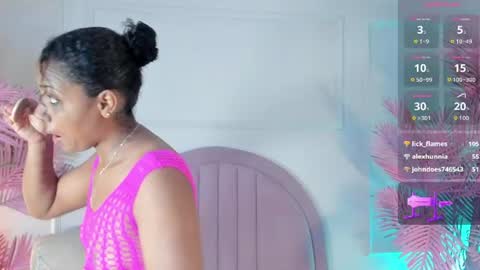nalapalmer online show from July 14, 10:32 am