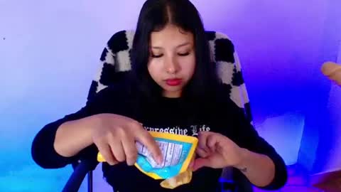 namiko_park_ online show from June 19, 2:17 am