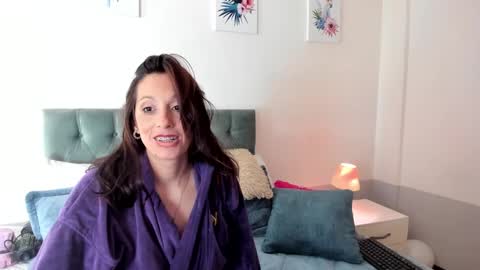 nami online show from February 26, 5:46 am