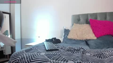 nami online show from March 6, 8:41 am